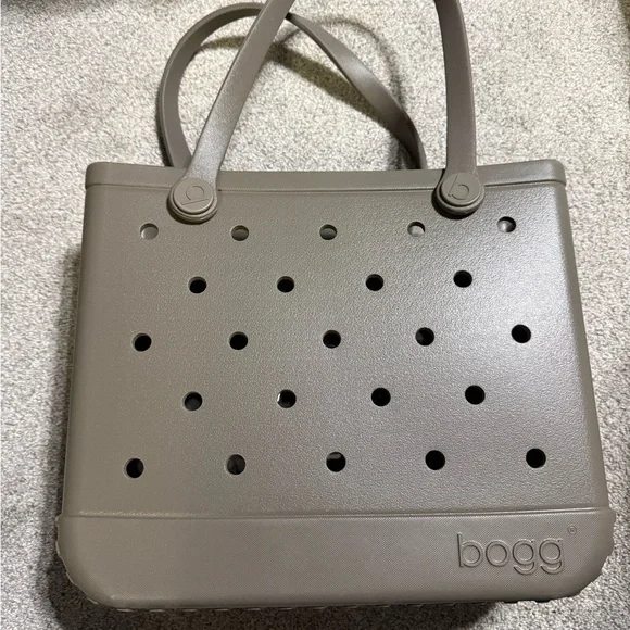 Medium Brown Bogg Bag - Picture 1 of 3